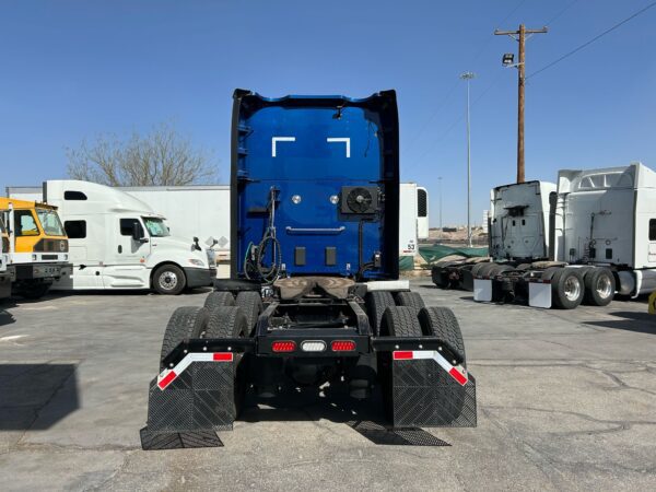 6c6995f2-afe5-44f6-9eb2-614685516917 6c6995f2-afe5-44f6-9eb2-614685516917