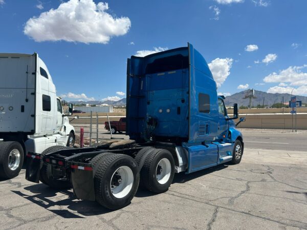 f6a18b96-5e35-4ef2-8441-3903e163c843 f6a18b96-5e35-4ef2-8441-3903e163c843